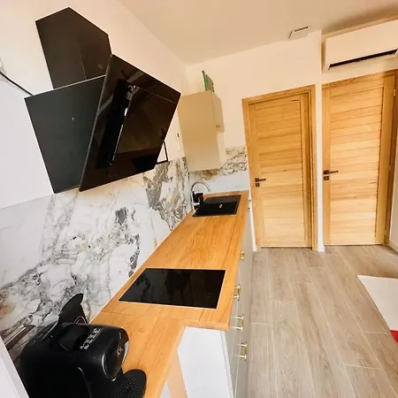 De Nana 6 - Hypercentre, Rue Meynadier, Palais & Plage, Clim, Wifi 公寓 *